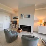 Апартаменты Lux Cascais Ocean View Пареде